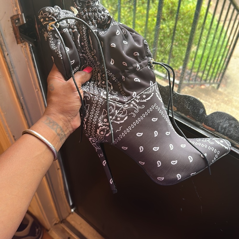 Puffer Bootie - Picture 2 of 6